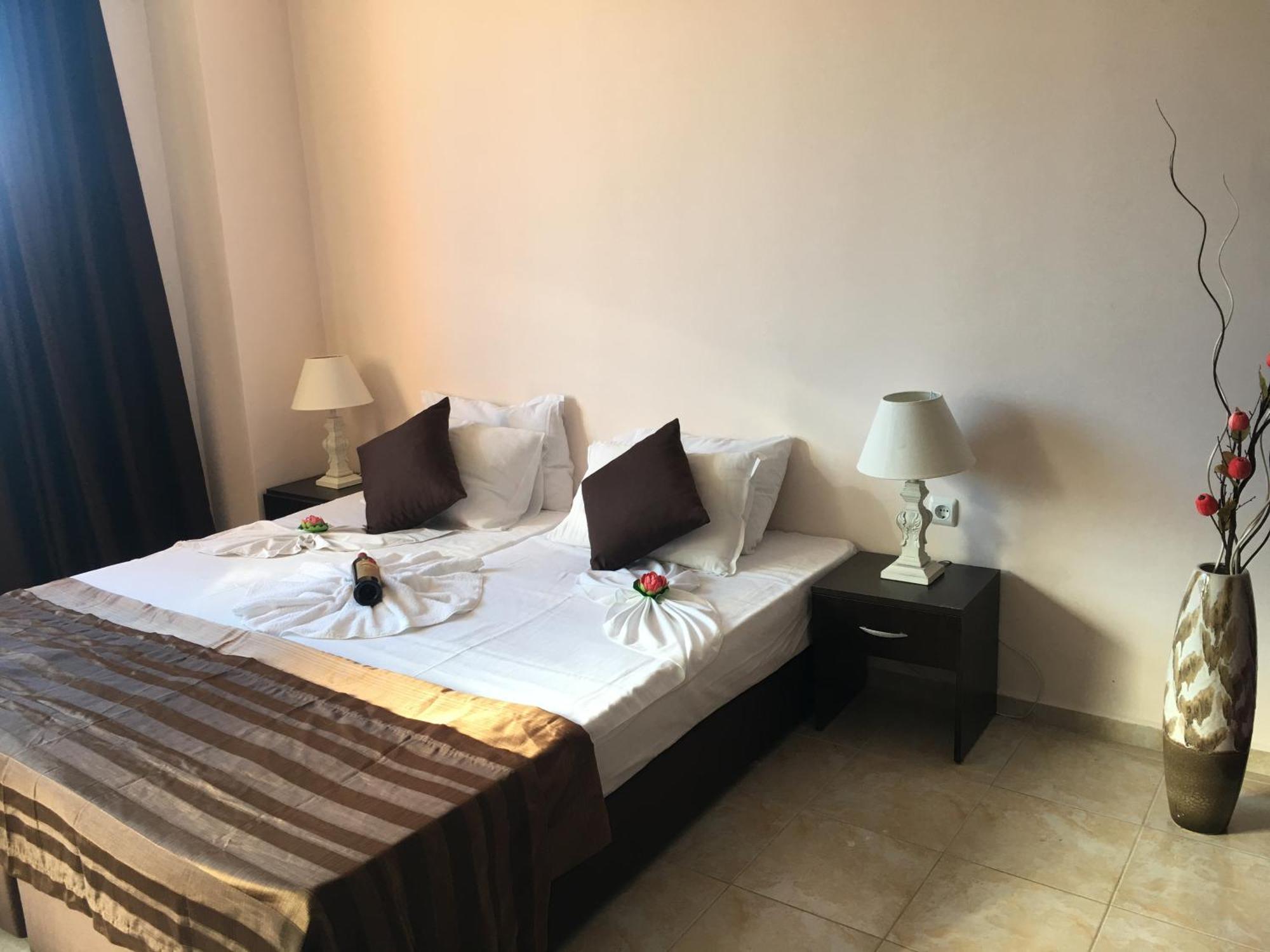 Salt Lake Aparthotel Pomorie Luaran gambar